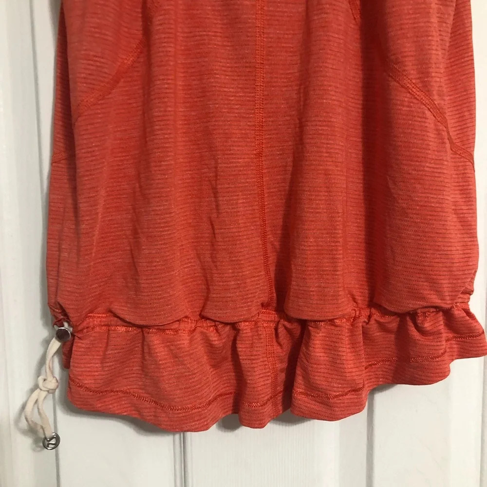 Lululemon drawstring striped built‎ in bra tank top women’s small